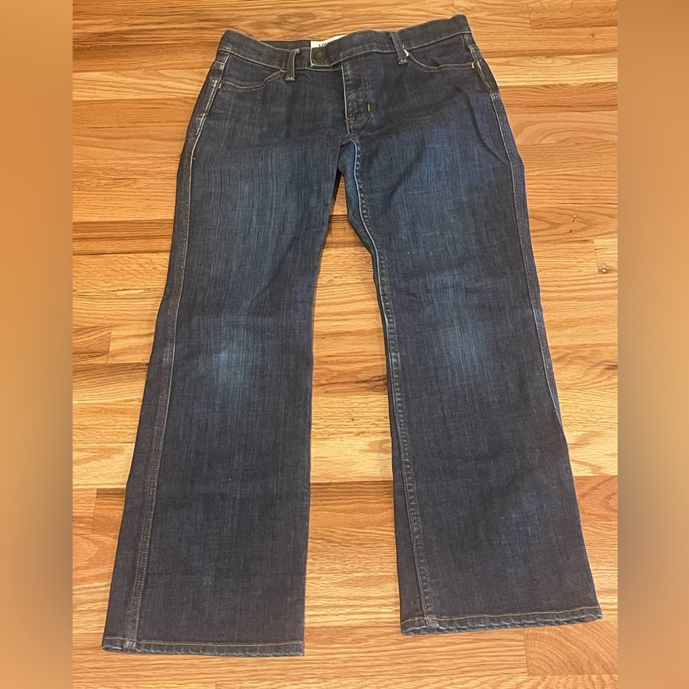 GAP Low Rise Capri Jeans - Size 6